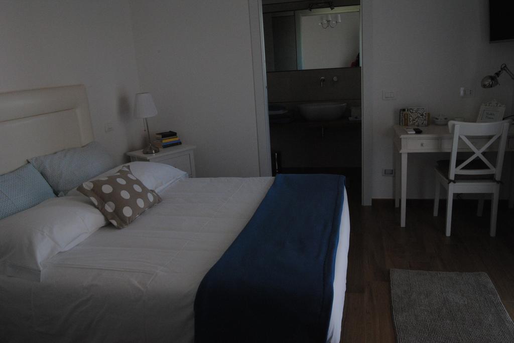 B&B La Gatta Sul Tetto Borgo san Donato  Ngoại thất bức ảnh